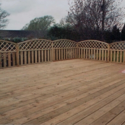 Decking, panel fencing, gates - Lurgan